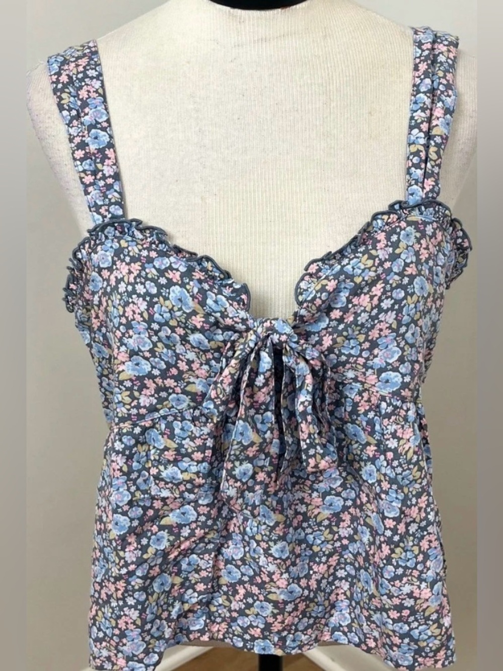 American Eagle Cottagecore Floral Tie Front Babydoll Top Camisole Large Blue